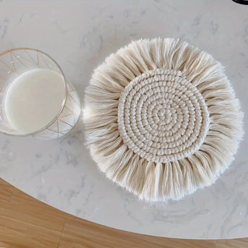Round Braided Coaster with Tassels, Handmade Macrame Cup Cushion in Bohemian Style, Non-Slip Coffee Pad for Restaurants