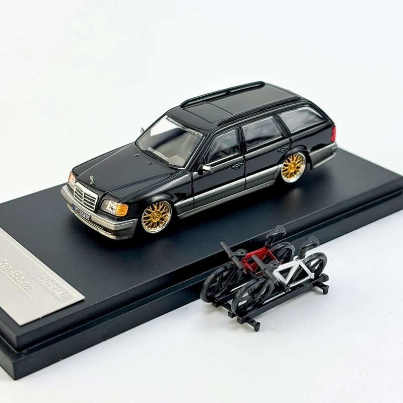 Mortal 1:64 Mercedes E300 S124 crock wagon bicycle alloy car model