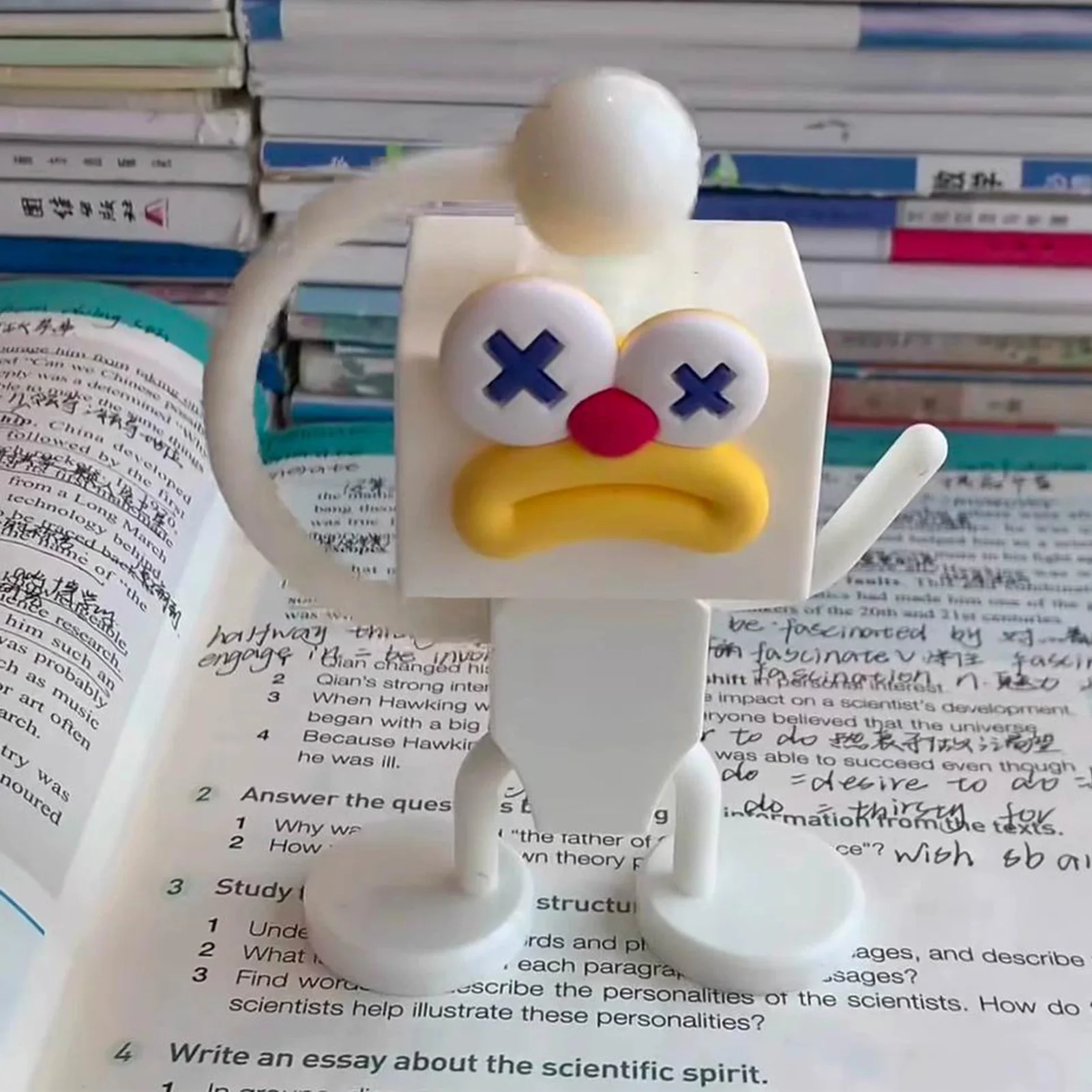 

Desktop Cartoon Ornament Creative Knocking On The Head Clown Fish Plastic Sculpture Dining Table Desk Decor Christmas Gifts 2025