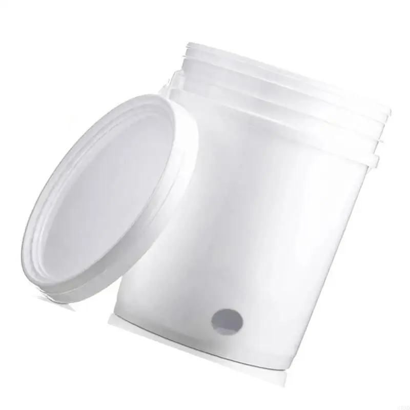 Large Capacity Beekeeping Container With Reinforced Structure And Efficient Drainage Design C5AD