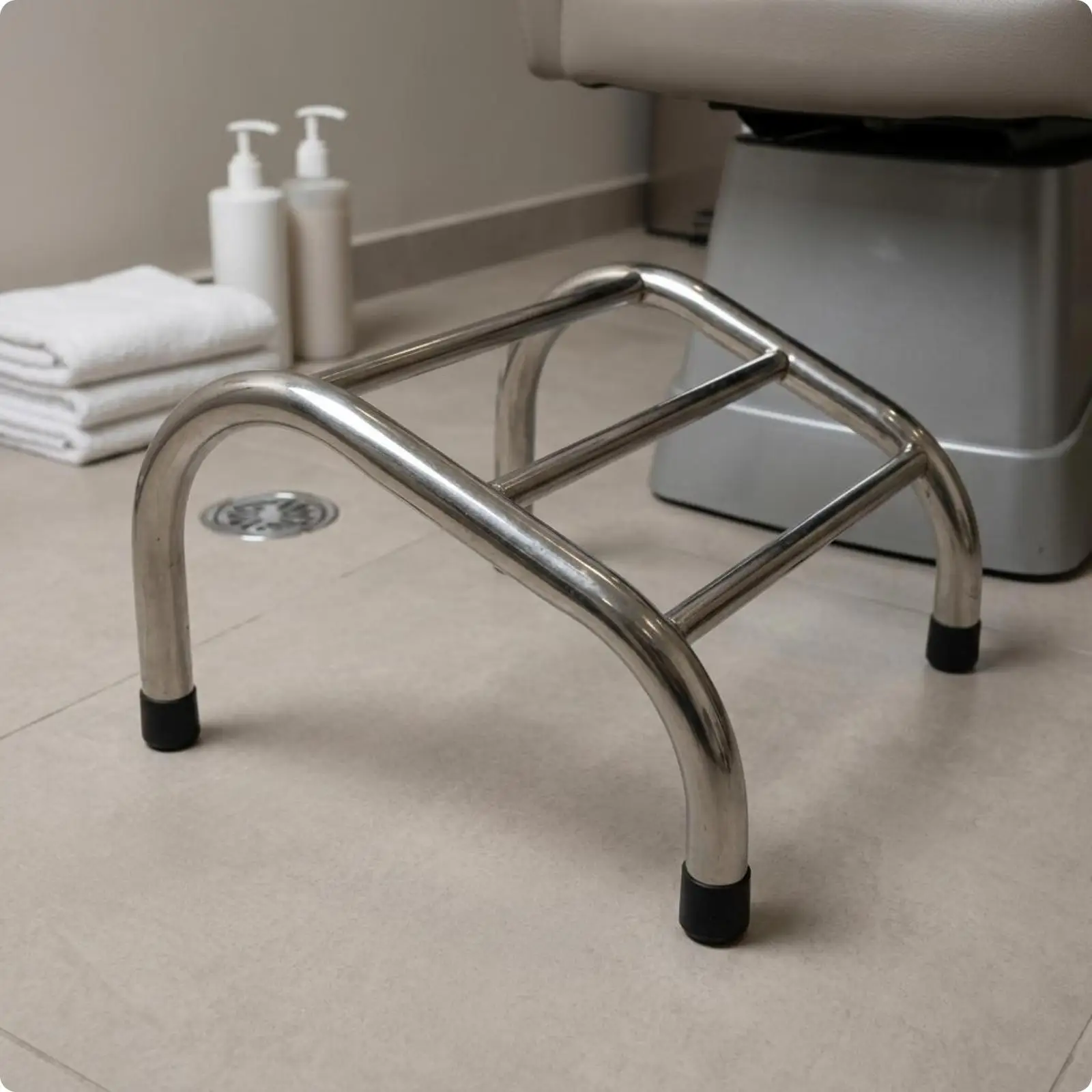 Salon Footrest Welded Stainless Steel Footrest Curved Cylindrical