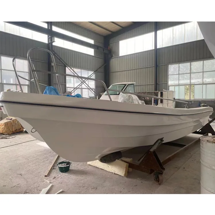 Barco de pesca Panga de 6,8 m a la venta