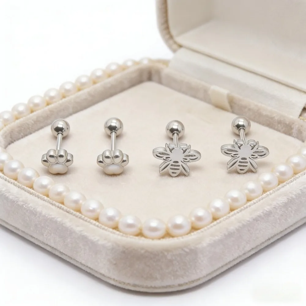 2 Pairs/Set, Fashionable New Cute Bee and Cat Paw Shaped Stainless Steel Stud Earrings, Trendy Stainless Steel Earrings, Non-Allergenic, Non-Fading, Unisex, Suitable for Daily Wear, Exquisite Gift for Valentine's Day and Anniversaries
