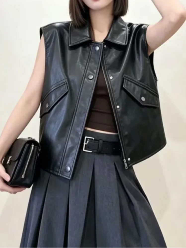 

Black Pu Leather Lapel Sleeveless Women Cropped Vest Minimalist Streetwear Waistcoat 2026 Daily High Street Casual Tank Top