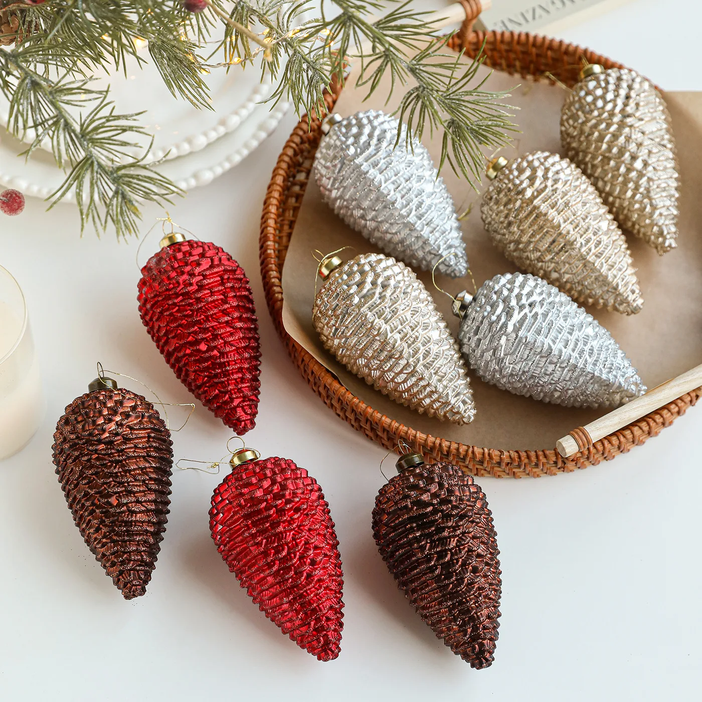 

Plastic Sticky Powder, Colored Pine Cones, Acorns, Sticky Powder, Boxed Christmas Tree Pendants, Decoration Scenes, Decorations
