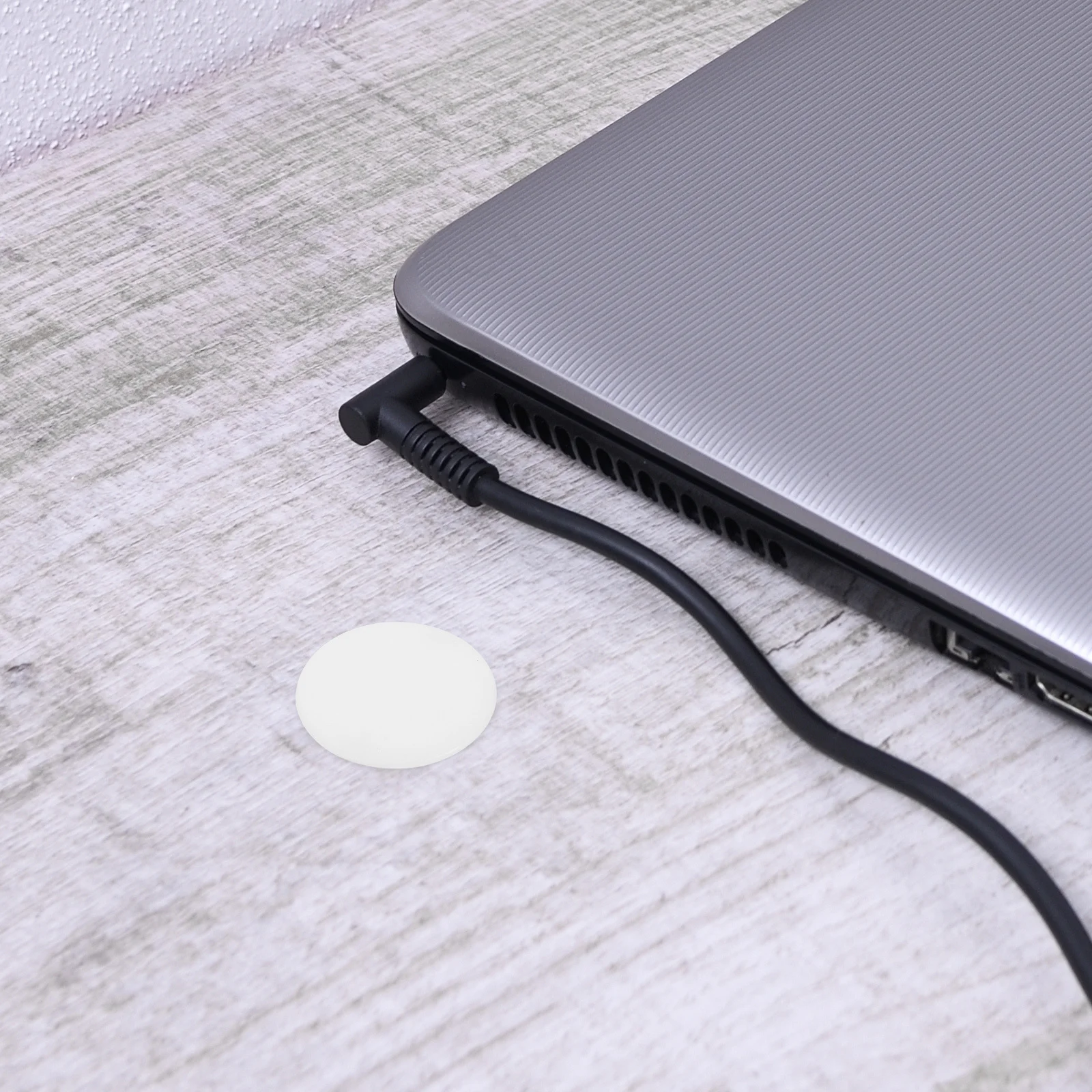 50Pcs Furniture Hole Cover Caps for Desks Cabinets Wardrobes Conceal Unsightly Holes Aesthetic and Practical White