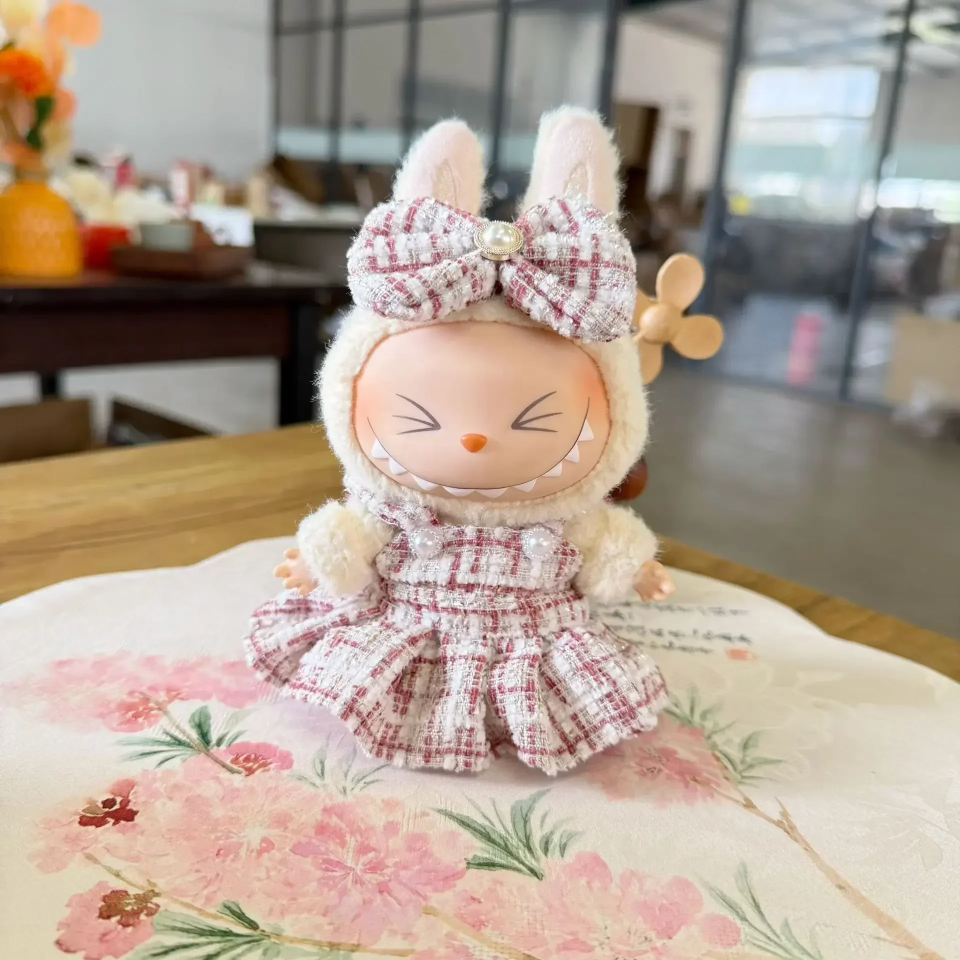 

For Labubu 17 cm Poppenkleertjes Capybara Cos Pak V1 V2 V3 Outfit Stijlvolle Kleding Set voor Knuffel Poppen Accessoires