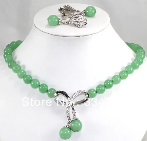 

noblest 10mm green Jades necklace 17 inch + pendant & earrings set