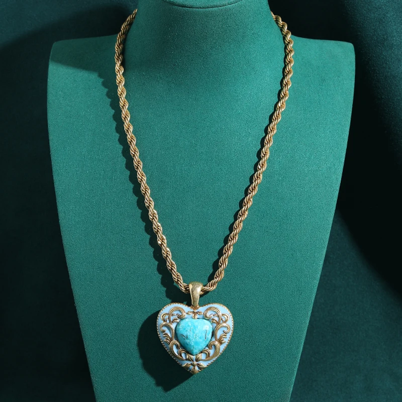 

Vintage Large Turquoise Heart Necklace Pendant Jewelry Gold Color Rope Chain Love Wedding Gift Women Luxury 2026 Trends New