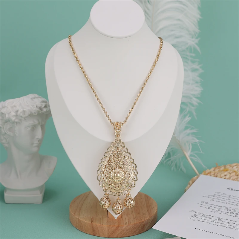 Algierski naszyjnik panny młodej ze wzorem słońca, drobno rzeźbiony dwuwarstwowy wisiorek 60㎝ Łańcuch arabskiej kobiety biżuteria ślubna