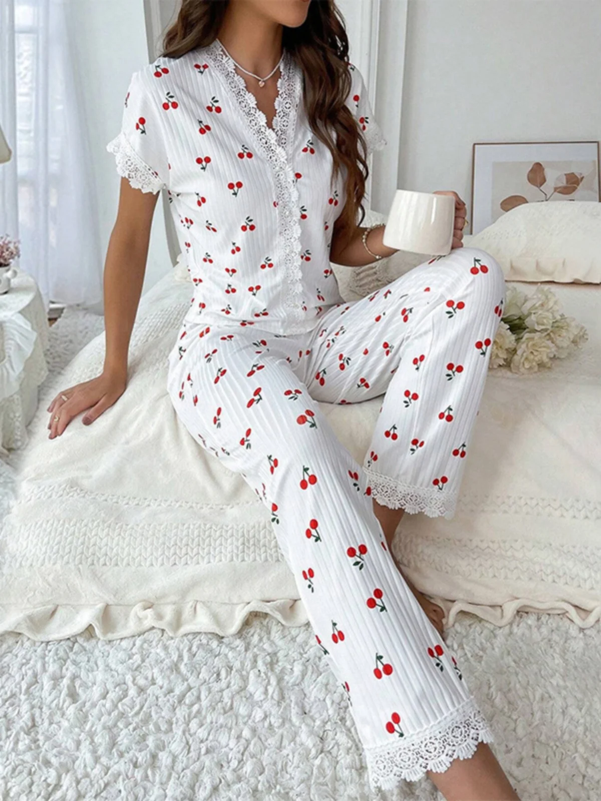 

Women's Sleepwear Slim Fit Pants T-Shirts Home Clothes Long Sleeve V-Neck Thin Autumn Winter Set Youth Size for Sleeping