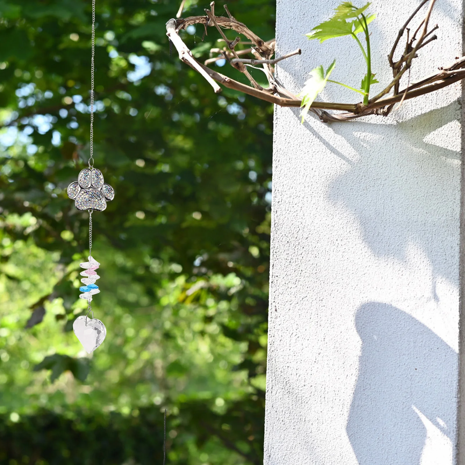 

Sparkling Heart Crystal Wind Chime Hanging Outdoor Decor for Garden Patio Balcony Suncatcher Pendant with Soothing Melodies and