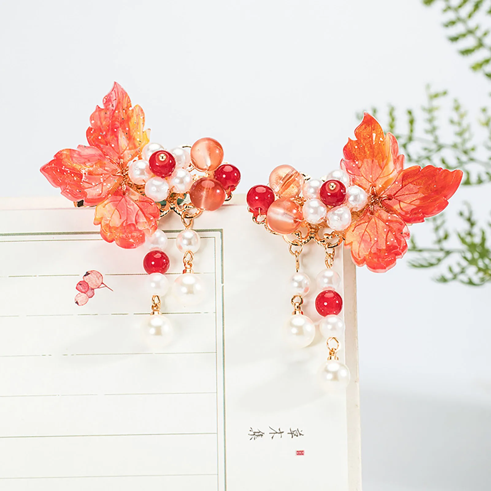 2pcs Vintage Hair Clips Red Leaves Chinese Hanfu Hair Accessories Girls Floral Barrettes Headpeice Retro Party Hair Jewelry