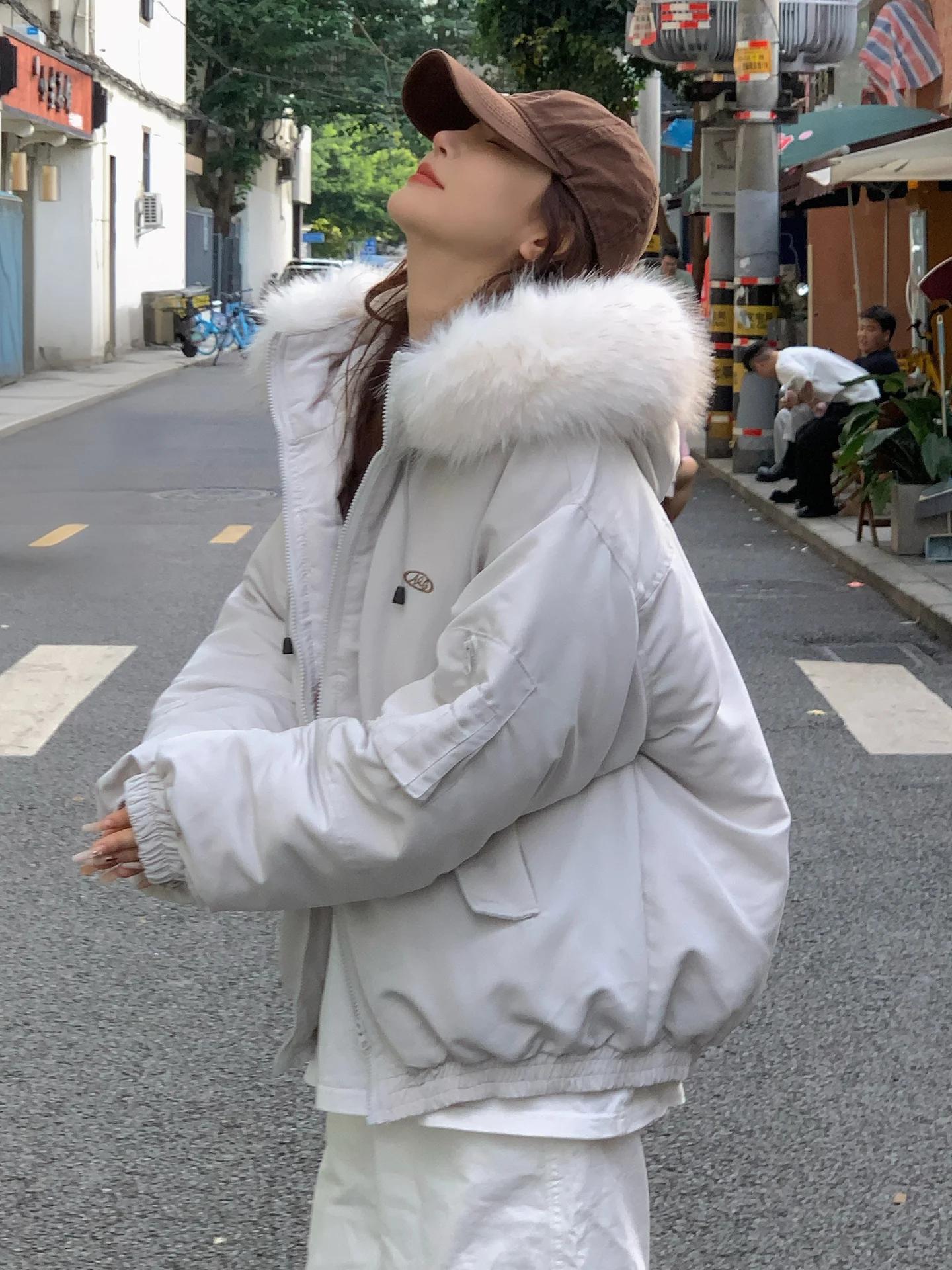 

Парка винтажная женская осенняя, с защитой от снега, с эластичным покрытием, круглым вырезом, на шнурке, модная, с декоративным меховым воротником, трендовая