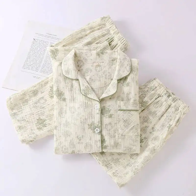 

Женский весенне-летний хлопковый комплект из трех предметов с цветочным принтом, шорты с короткими рукавами, длинные брюки, домашние пижамы для женщин