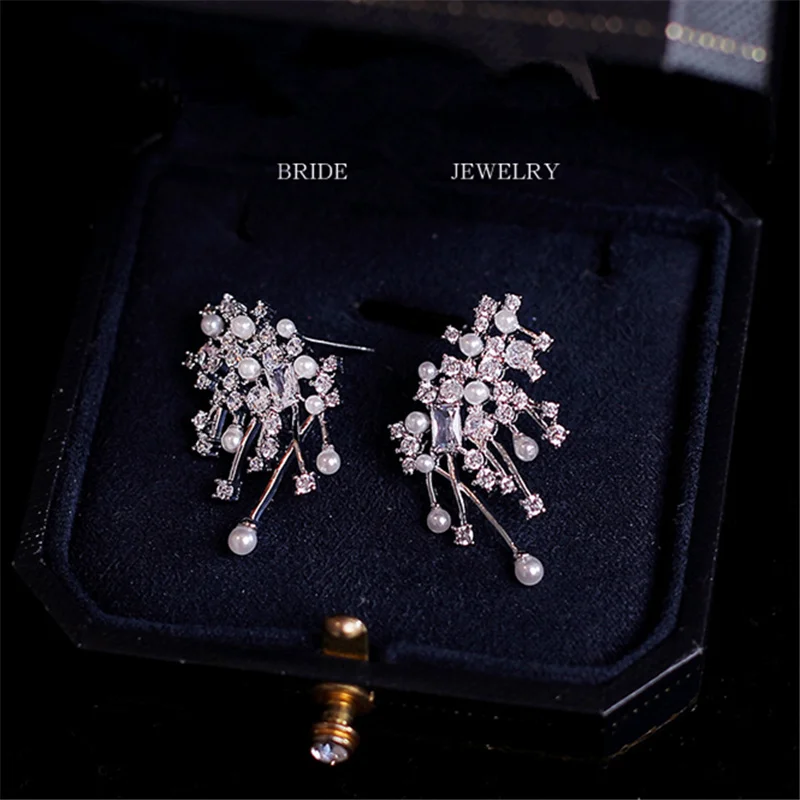 

Серьги-гвоздики из серебра 925 пробы для женщин, супер блестящие циркониевые ювелирные изделия, модные аксессуары для ушей для свадебной вечеринки