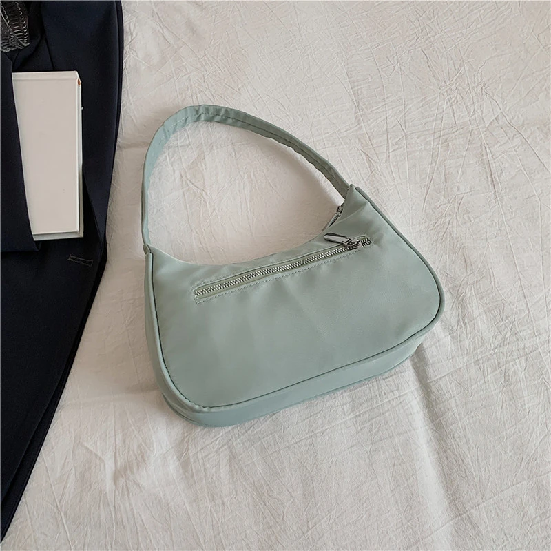 

Women Stylish Armpit Bag Solid Color Simple Underarm Bag Fashion Shoulder Bag Zip Closure Chic Hobo Bag Outdoor Travel Bag