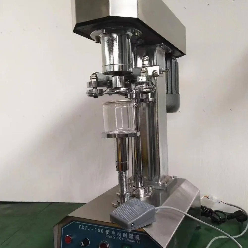 Máquina seladora de latas