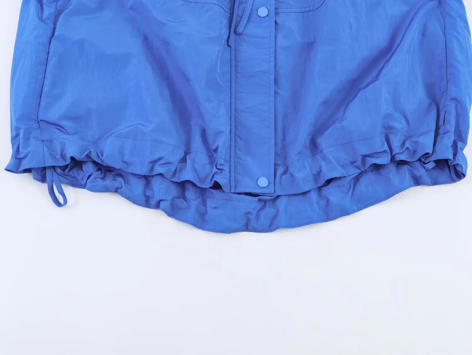 KONDALA Street-Style Stehkragen-Jacke für Damen Minimalistische Lässige Reißverschluss-Jacke Neue 2026 Frühling Sommer Trendige Damenjacken – Detail 11