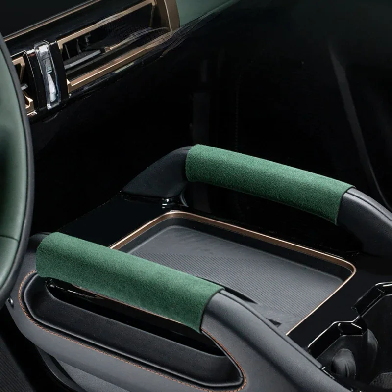 

Suede Central Control Handle Protective Cover Available in Multiple Colors Automobile Suitable for Chery Icar 03 2024