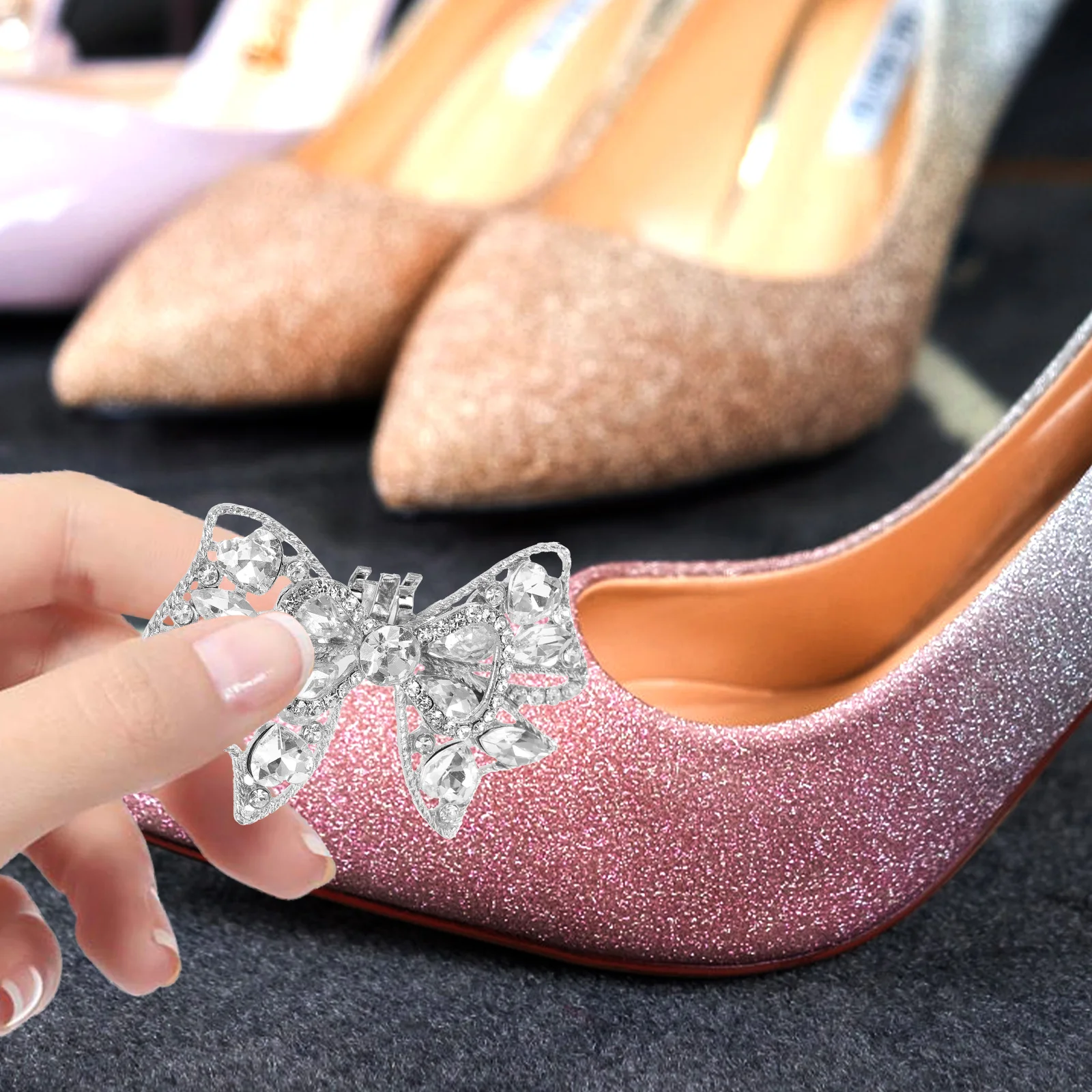 

2Pcs Wedding Shoe Clips Crystal Bowknot Buckles Bridal Shoe Decorations High Heel Jewelry Accessory Bowknot Shape Shoes Clip
