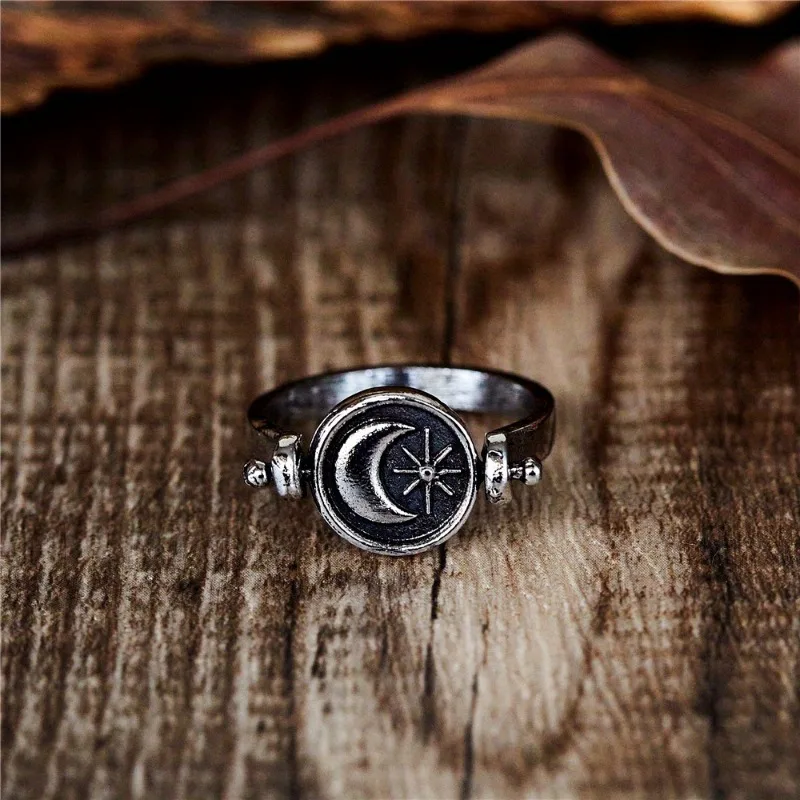 유행 복고풍 회전 태양과 달 반지 맞춤형 양면 감압 회전 반지 남자 휴일 파티 액세서리