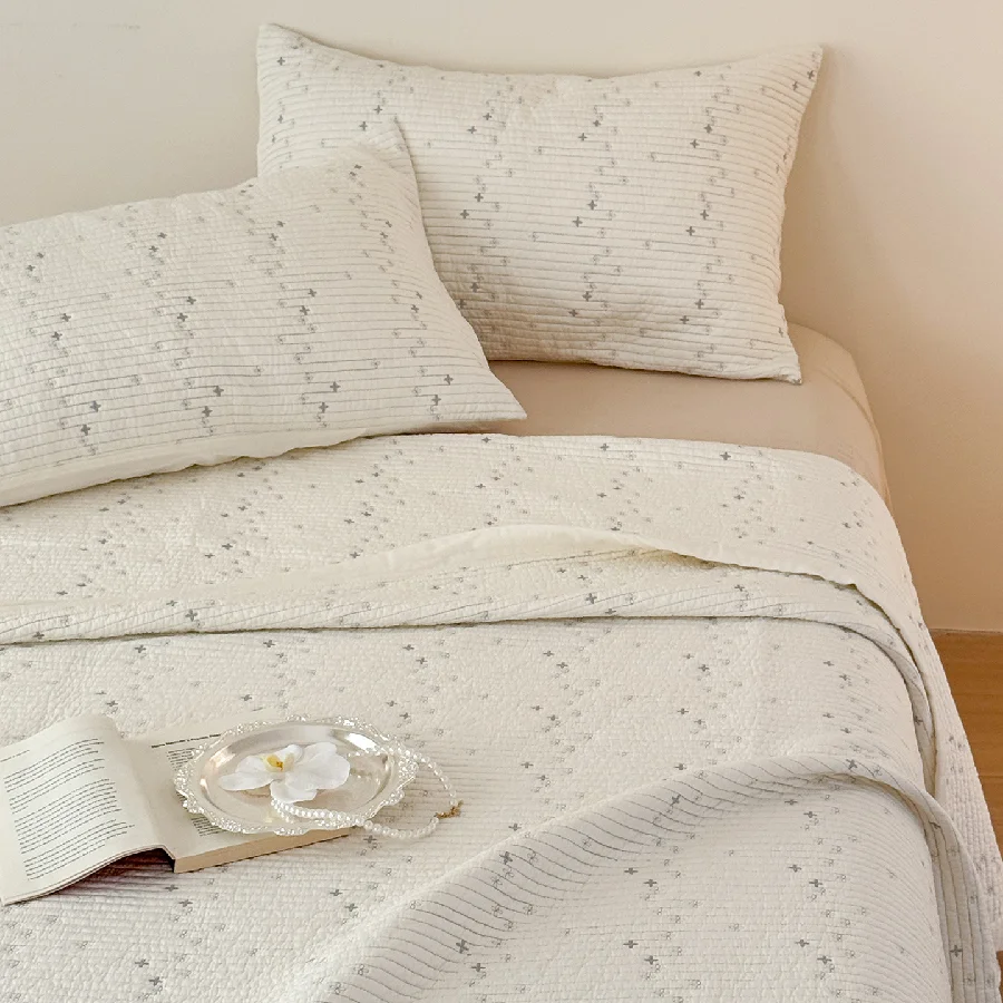 Twill Cotton & Modal 3PCS Quilt Set, Dual-Sided Clover Embroidery Bedspread, 1PC Lightweight Quilted Bed Cover for Home Decor