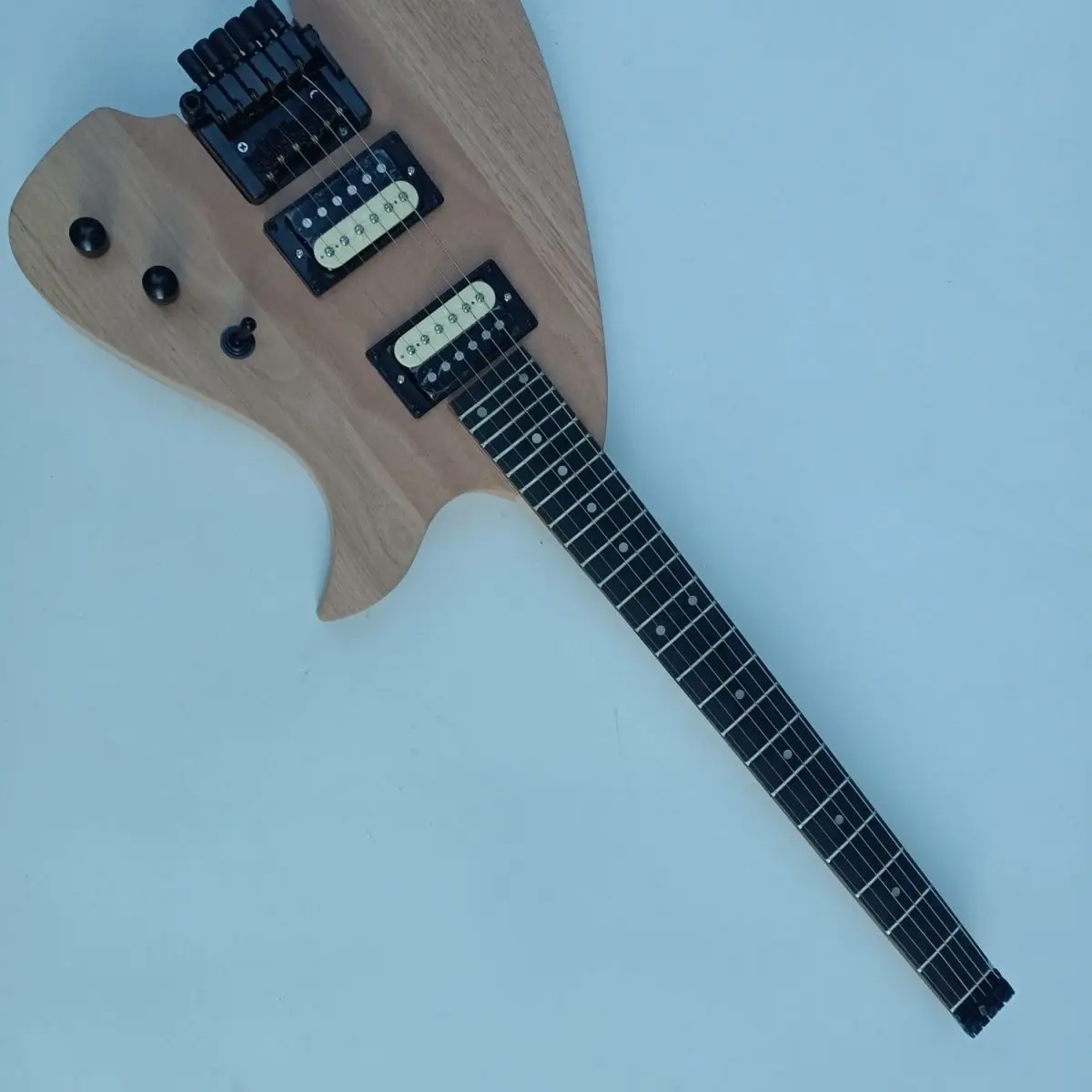 Unpainted semi-finished Korean made qin bridge headless electric guitar with effective string length of 648mm, student practice