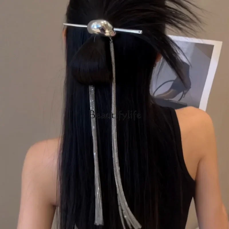 Unique personality ponytail back head headdress European and American exaggerated fringed hair accessories