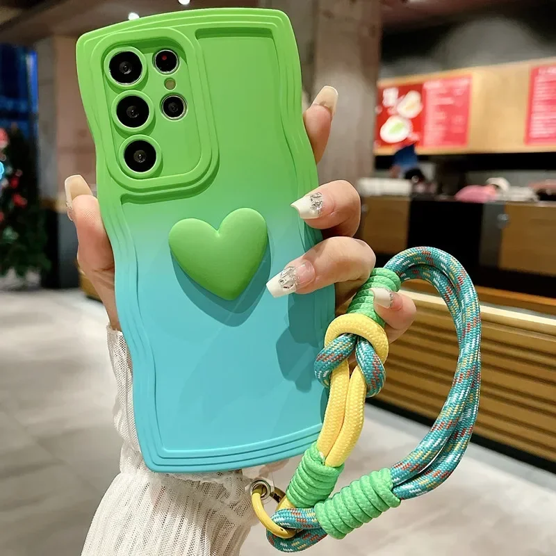 Love Heart Gradient Wrist Strap Case For Samsung Galaxy S25 Ultra S24 FE S23 S21 S20 S22 Plus Note 20 A55 A535 A25 A15 5G A05s
