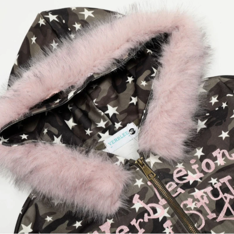 

Autumn and winter high street fashion trend, personalized printed woolen hat, zipper cardigan, camouflage hoodie ins