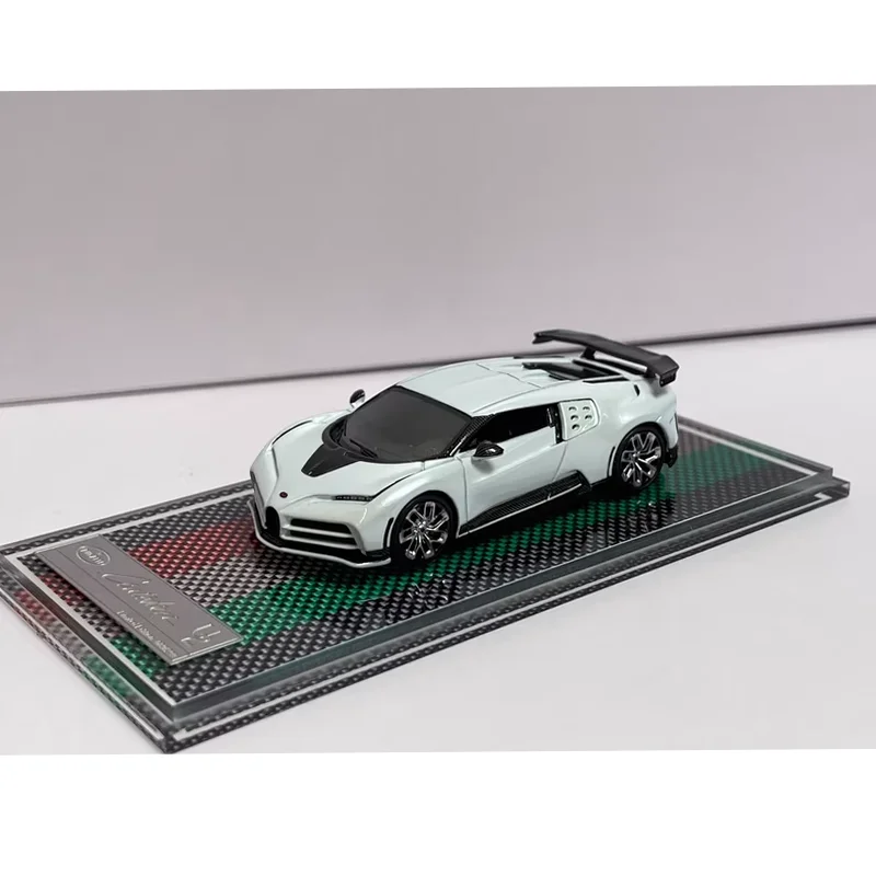 Spot U2 1:64 Bugatti Centodieci 110 edición conmemorativa supercoche rueda negra plateada modelo de coche de resina