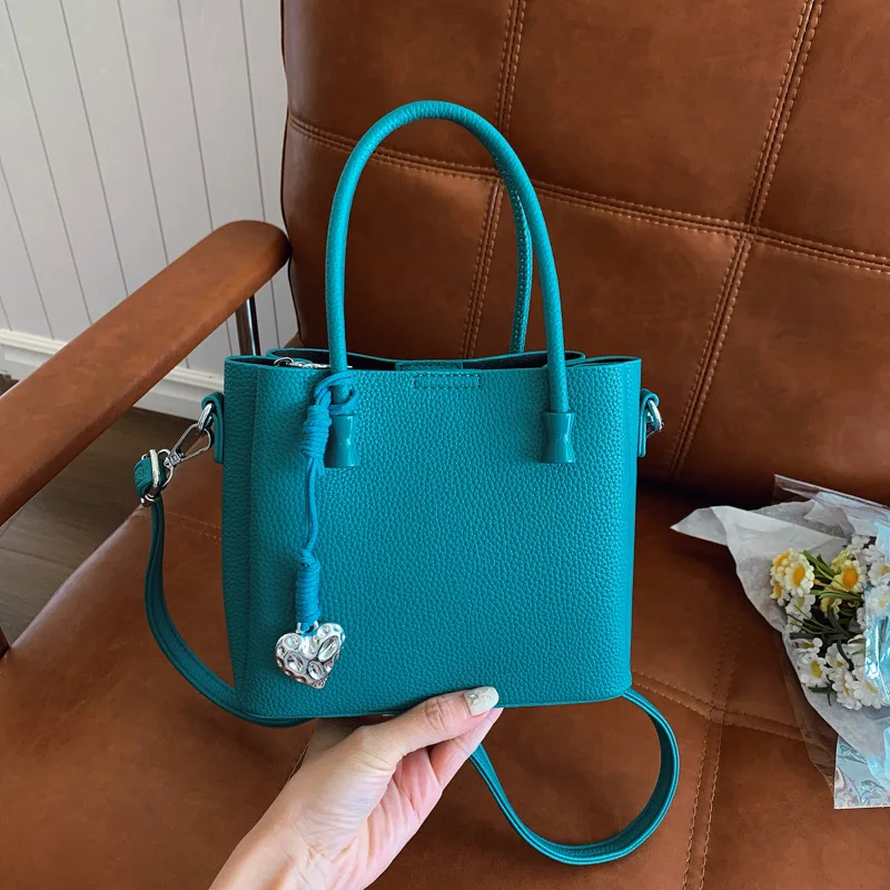 

2025 Handheld Bucket Bag - High-end Texture, Casual Fashion, Shoulder/crossbody,