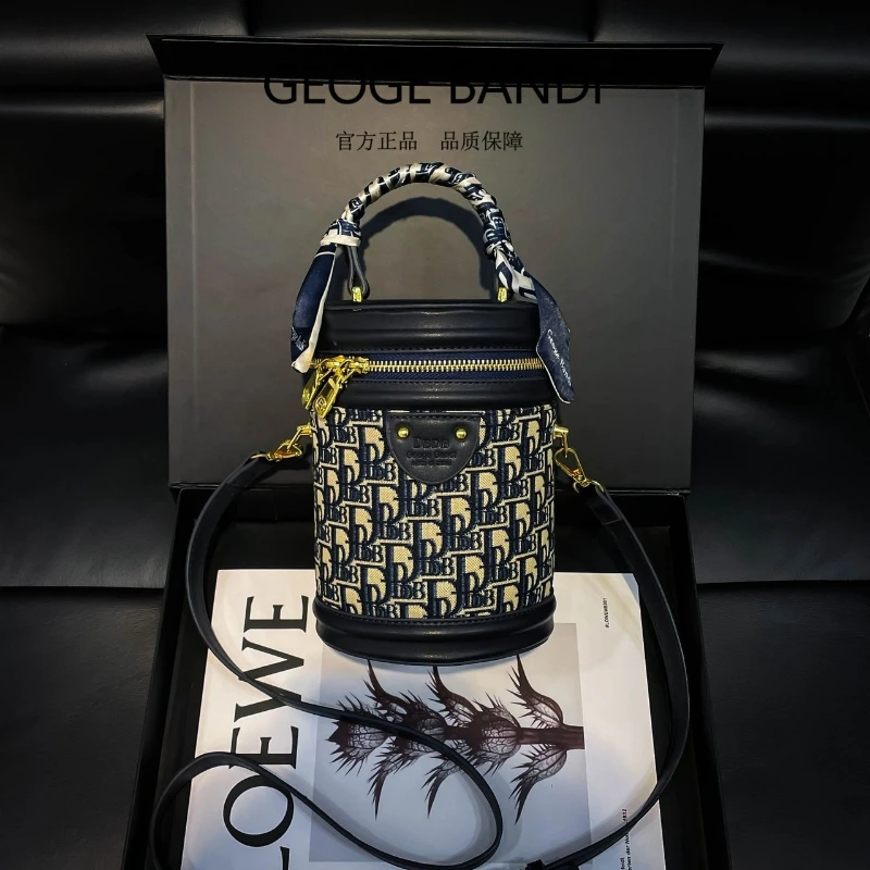 

Luxury Brand Inspired Women's Tote Bag Spacious Leather Handbag Professional Work Bag With Zip Closure