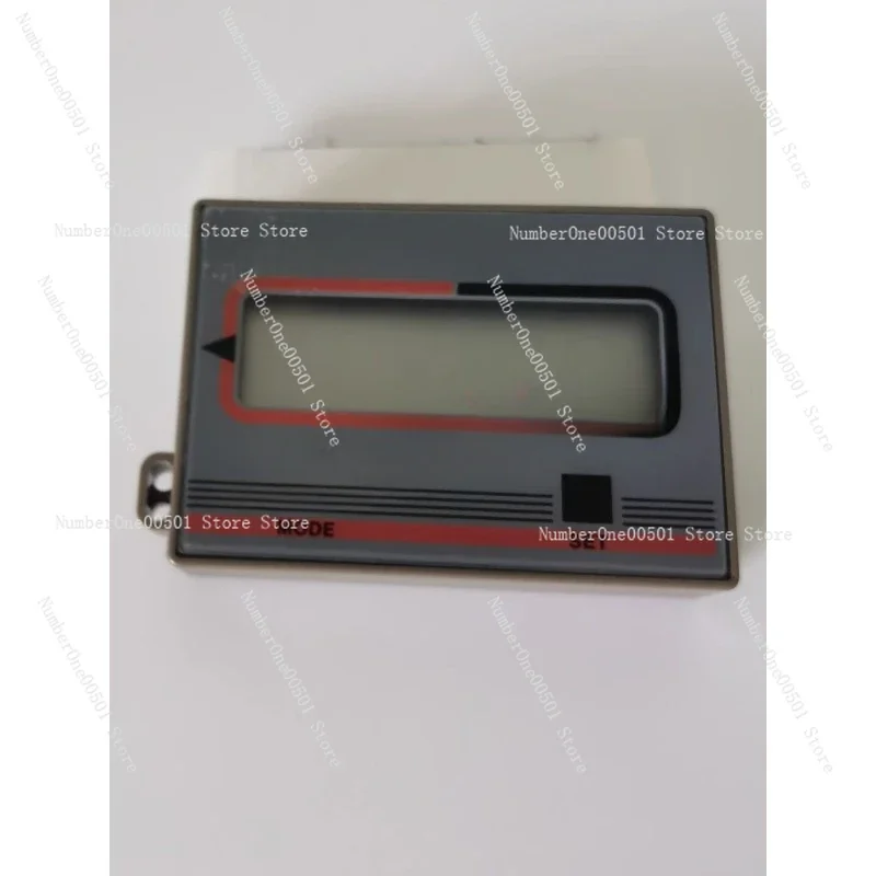 

​PET-2000DXR Engine Tachometer Chainsaw RPM Meter Handheld Revolution Counter