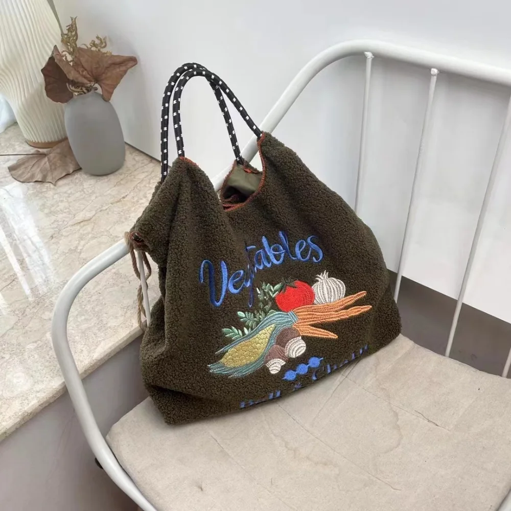 Bolso de hombro con bordado de estrellas de cordero para mujer, bolso de mano de verduras, de felpa suave, cruzado de piel sintética cálida, 2023