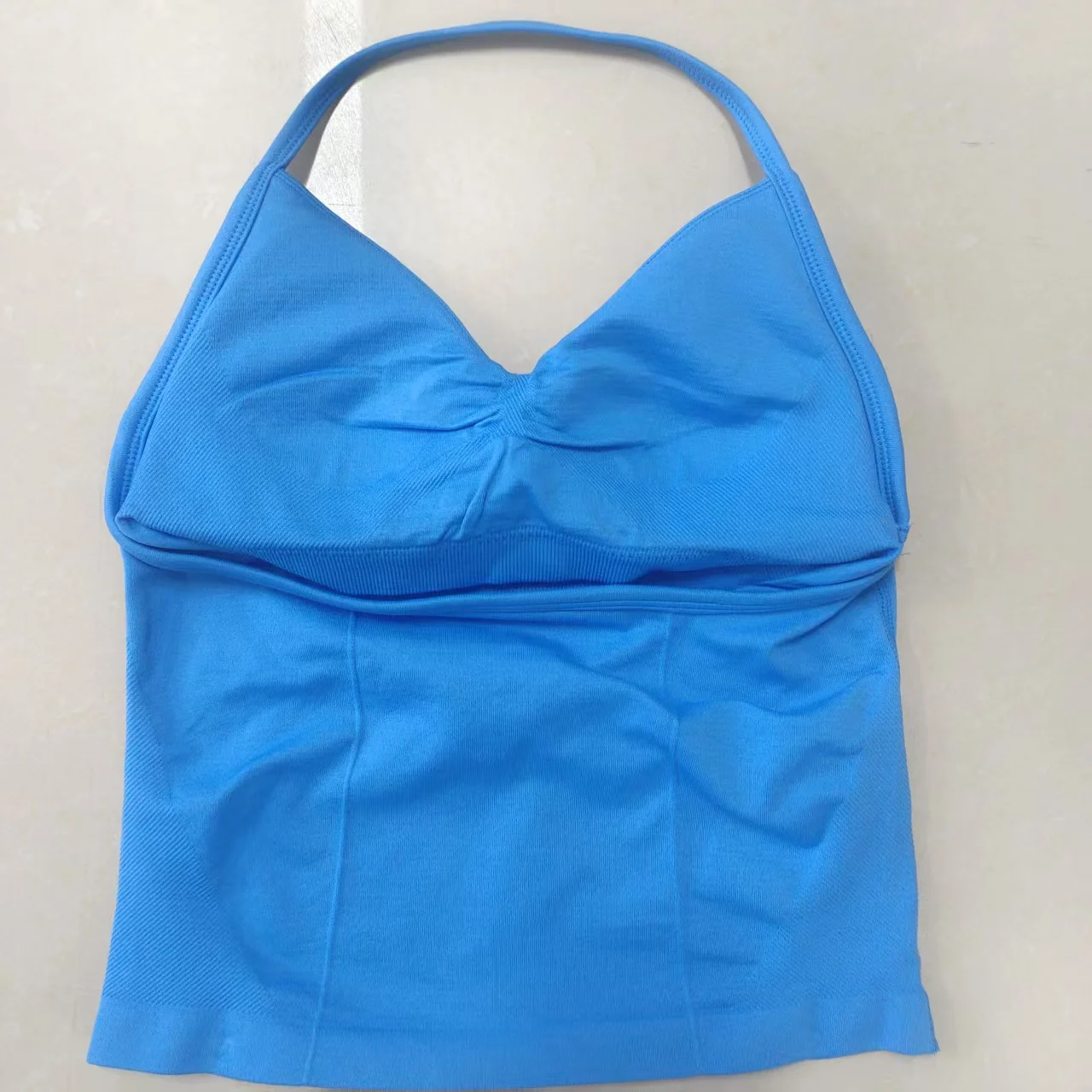المرأة الخطوط الطويلة Strappy عارية الذراعين الصالة الرياضية الأعلى Scrunch تجريب مفتوح الظهر الصدرية تانك الأعلى مع وسادة الثدي لتشغيل قميص يوجا