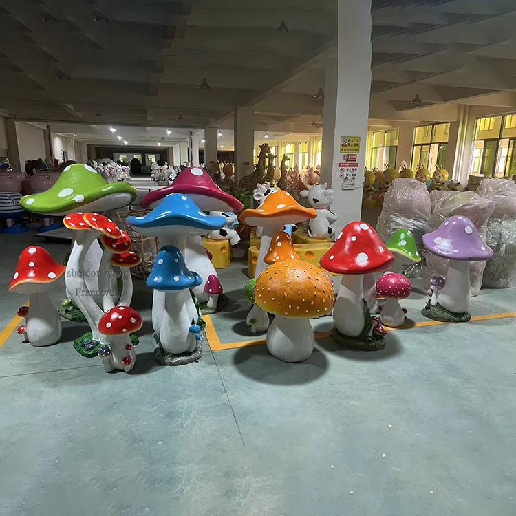 Cartoon Mushroom Statue/ Giant Mushroom Prop Fiberglass/ Garden Glow Mushroom Decoration