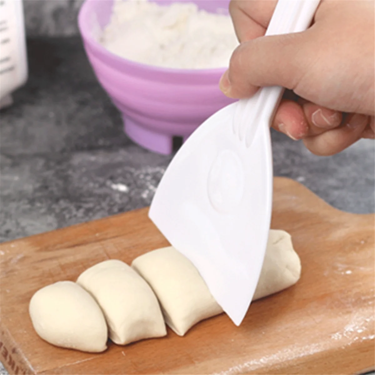 Cake Knife Plastic Scraper Butter Dough Cutter DIY Baking Kitchen Tool Soft Scraper Chocolate Shovel Triangle