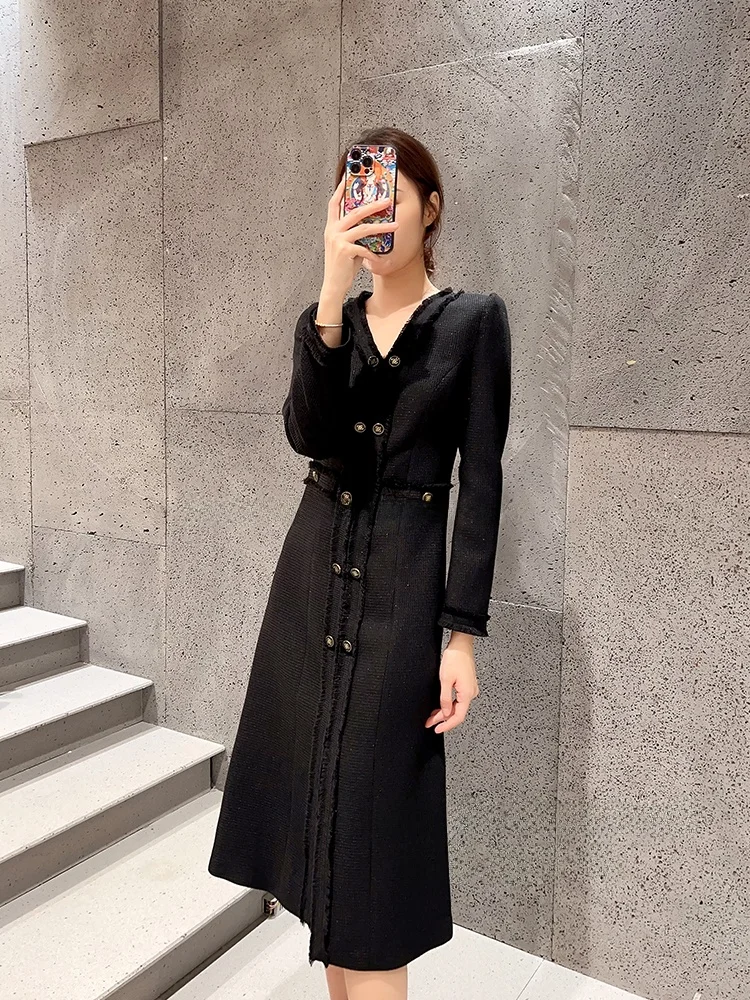 

Современное ретро-платье V-образного кроя класса люкс, осенне-зимнее, новое, с длинными рукавами, из смесовой ткани (полиэстер, вискоза, шерсть), миди, элегантное, стильное.