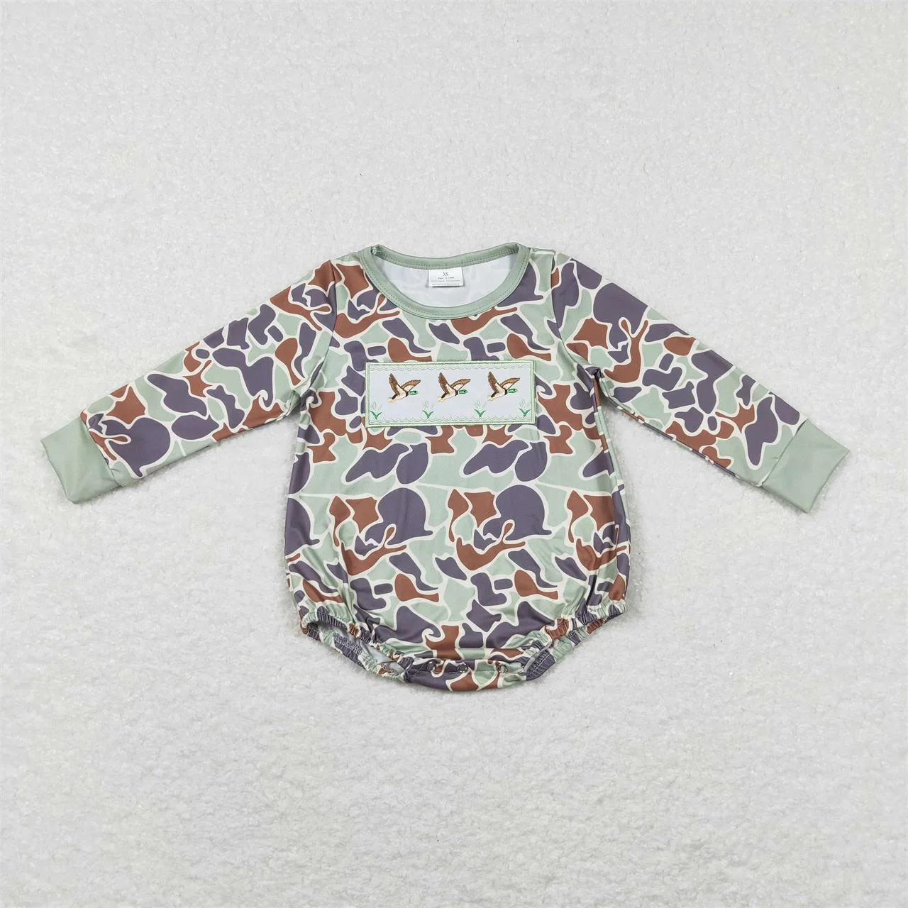 Pelele de camuflaje de burbujas para recién nacido, mono de pato bordado de manga larga, ropa de Boutique de una pieza para niños pequeños, otoño