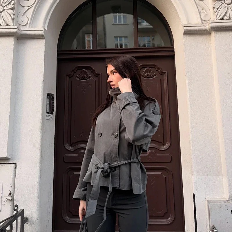 Frühlings-Damen-Trenchcoat mit Schnürung, Stehkragen, Doppelreihiger Knopfverschluss, Stilvolle Neue Damen-Jacke mit Langen Ärmeln, Streetwear-Oberbekleidung – Detail 24