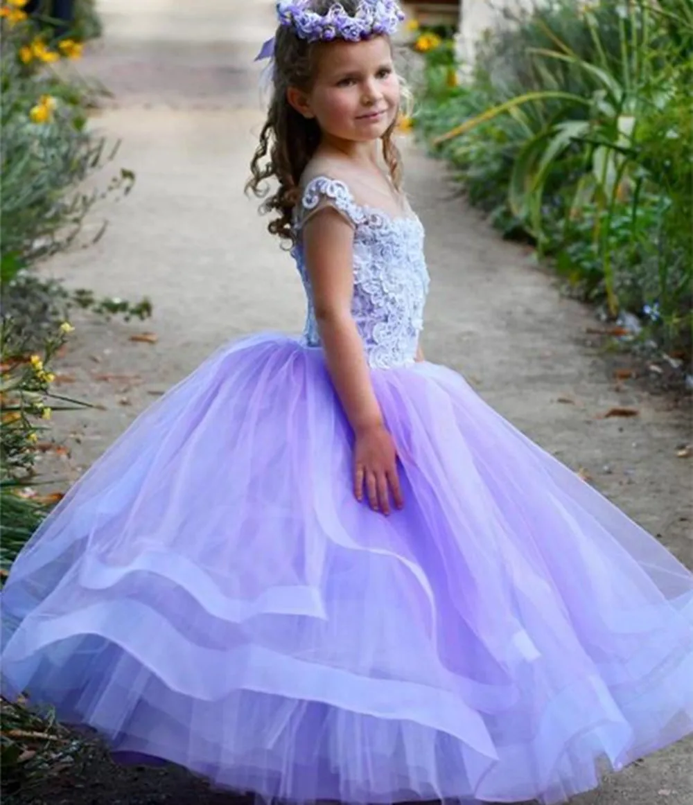 

Flower Girl Dresses Applique Fluffy Tulle For Weddings Pretty First Communion Lovely Little Girl Pageant Dress Gowns