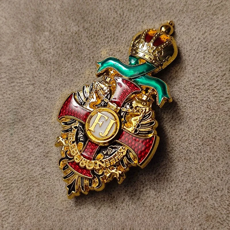 Order of Franz Joseph, Officer Commander, Austro-Hungarian War Edition, replica