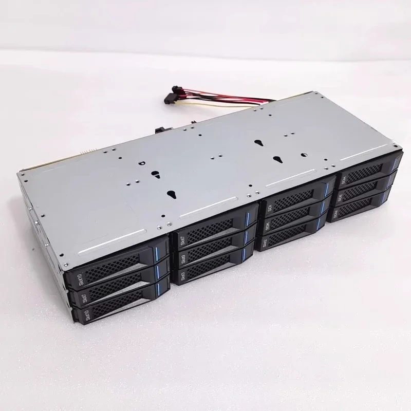 12-Disk 3.5-inch hard disk cage hot-swappable 8087 interface D-type 4ping power supply SAS SATA storage