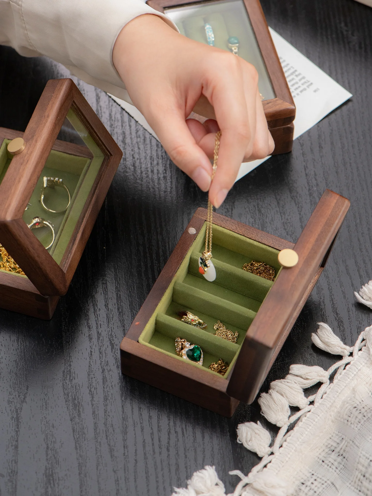 

Portable Travel High Quali ature Jewelry Box Dustproof Anti-Oxidation Handmade Wooden Cact Design Faionable Storag...