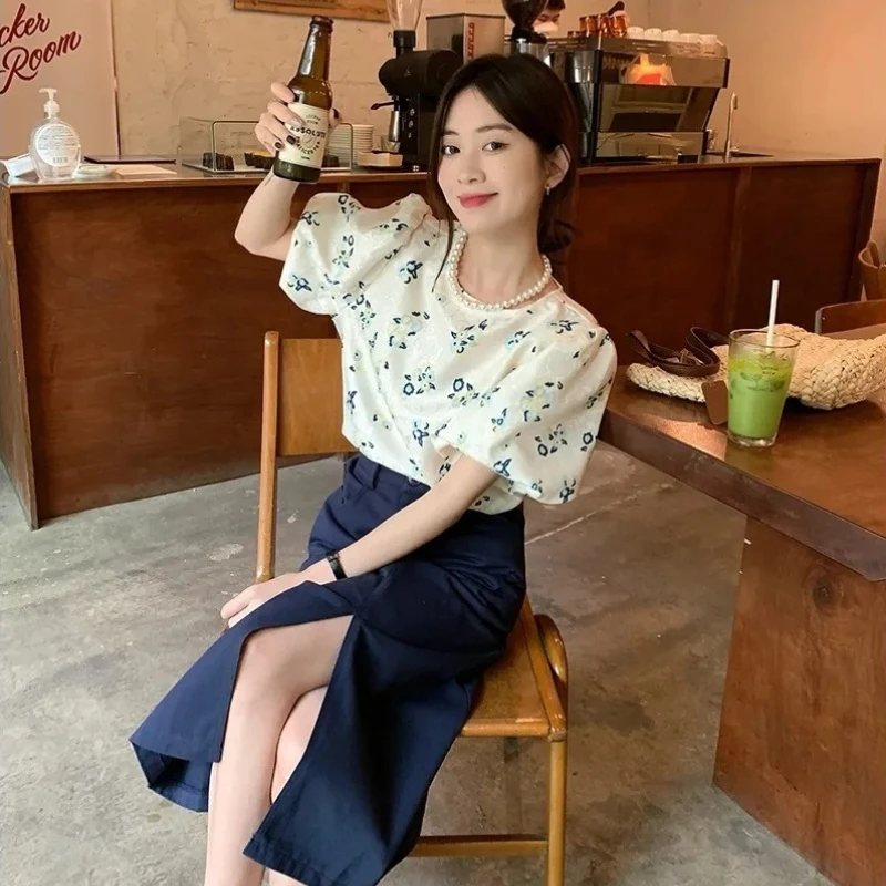 

Women's Sweet Age Reducing Stylish Summer 2026 New Arrival Set Puff Sleeve Floral Shirt High Waist Split Midi Skirt
