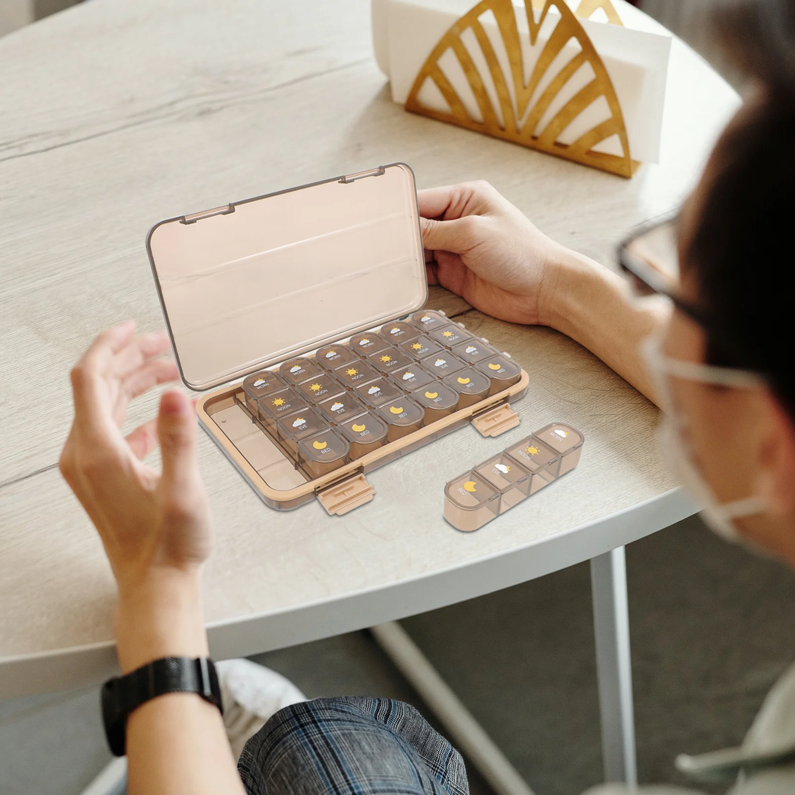 منظم أدوية محمول، حاوية صغيرة قابلة للغلق للسفر، حقيبة يومية متينة وخفيفة الوزن وصغيرة الحجم وسهلة الحمل #5