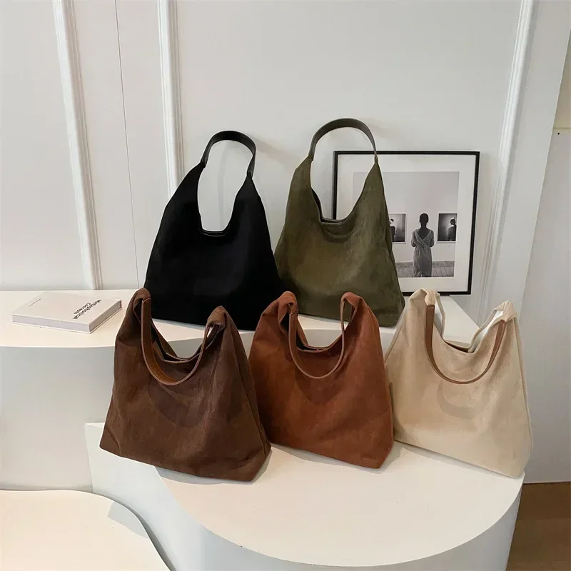 Autumn and Winter Vintage Women\'s Bag Large Capacity Suede Shoulder Bag Solid Color Simple Casual Commuter Bag Retro Handbags