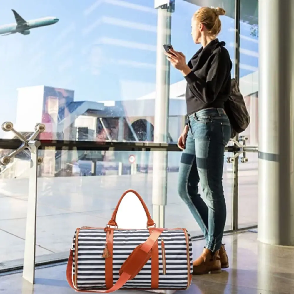 حقيبة سفر مخططة ذات سعة كبيرة 4 في 1 قابلة للتوسيع وقابلة للتحويل حقيبة ظهر قابلة للطي من مادة البولي يوريثان حقيبة ملابس للسفر